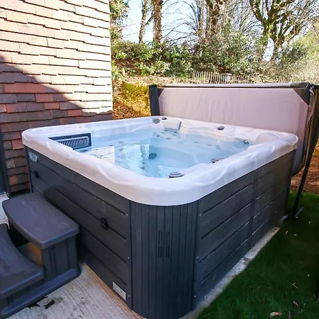 Le Celya, Jacuzzi Et Parking Privatif Avec Borne De Recharge Voiture Electrique Apartment Sarlat-la-Caneda Exterior photo