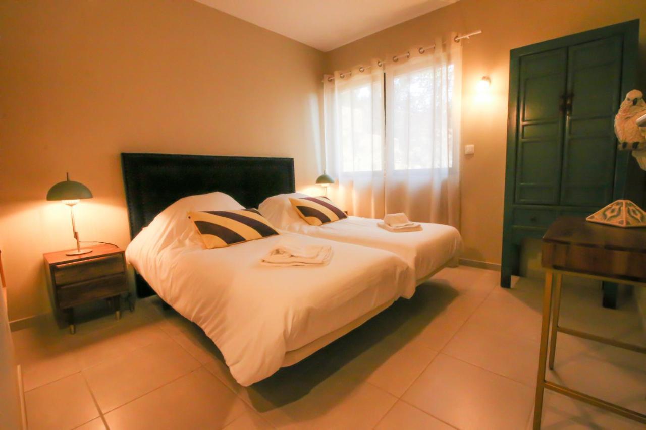 Apartment Le Celya, Jacuzzi Et Parking Privatif Avec Borne De Recharge Voiture Electrique *